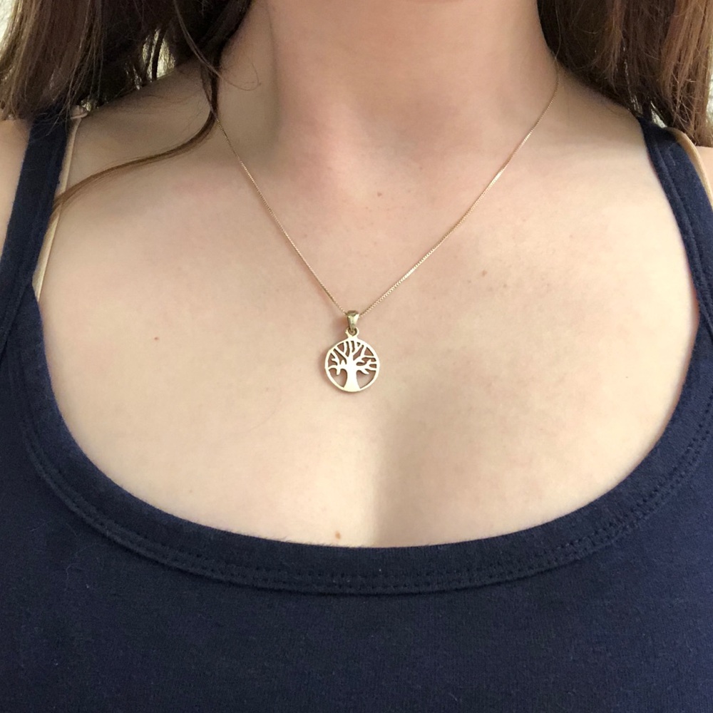 NWOT silver tree of life necklace